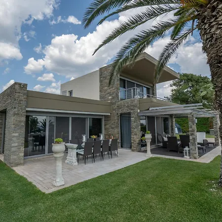 فيلة Empyrean Kalyves Polygyrou