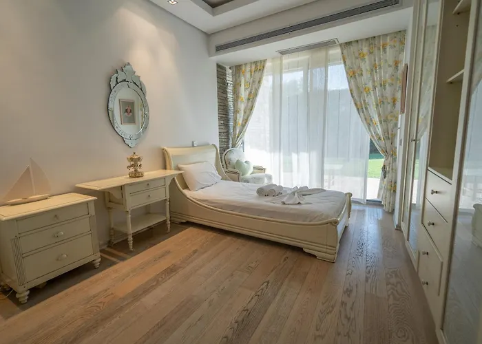 Villa Empyrean